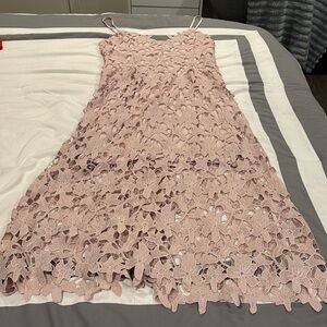 Express Pink Spaghetti Strap Midi Dress for Weddings